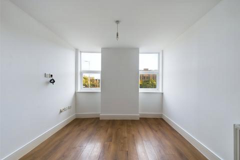 1 bedroom flat for sale, Mercury Gardens, Romford RM1