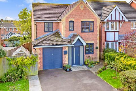 4 bedroom detached house for sale, Sylvan Drive, Newport, Isle of Wight