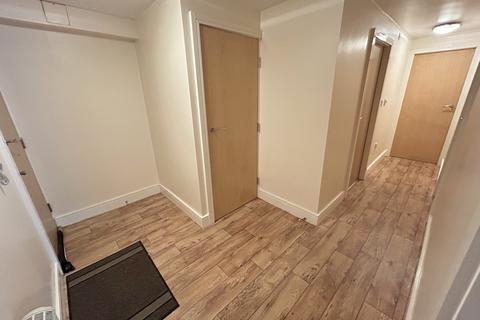 2 bedroom apartment for sale, Highclere Avenue, Salford M7