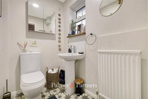 28 Cawkwell Close, Chelmsford, CM2 6SG