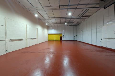 Warehouse to rent, Ffordd Las, Rhyl LL18