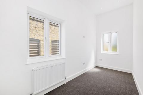 1 bedroom flat to rent, Boston Road, Hanwell, London, W7