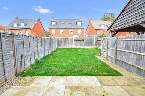 3 bedroom semi-detached house for sale, Repton Avenue, Ashford TN23