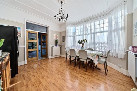 181 Baring Road, London, SE12 0LD