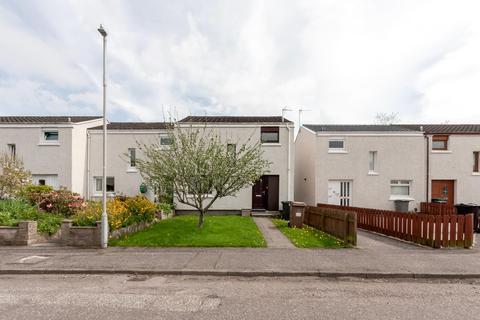 2 bedroom flat to rent, Princess Road, Dyce, Aberdeen, AB21