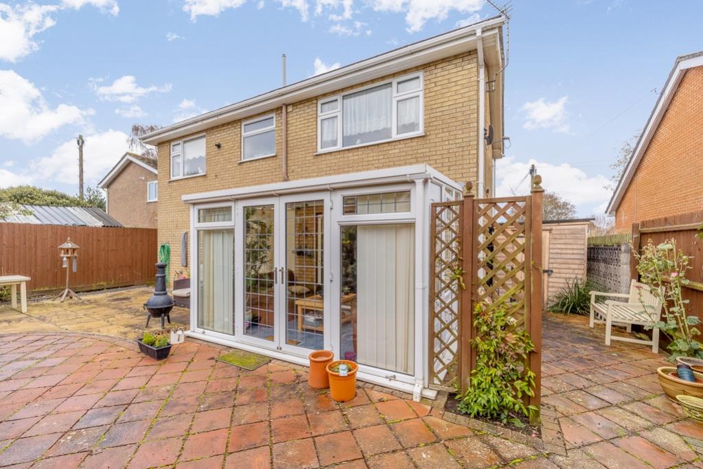 17 Apeldoorn Gardens (Spalding)-12