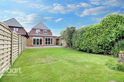 4 bedroom detached house for sale, St Winifreds Road, Biggin Hill