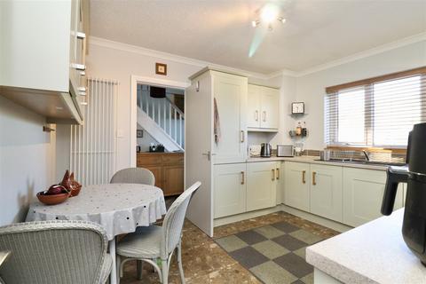 2 bedroom bungalow for sale, Sutton Lane, Barmby Moor, York