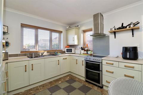 2 bedroom bungalow for sale, Sutton Lane, Barmby Moor, York