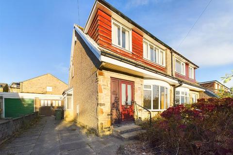 3 bedroom semi-detached house for sale, Beacon Close, Bingley