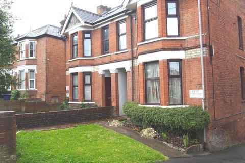 2 bedroom maisonette to rent, Priory Avenue, High Wycombe HP13