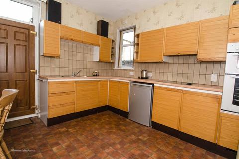 4 bedroom house to rent, Lowther Street, York