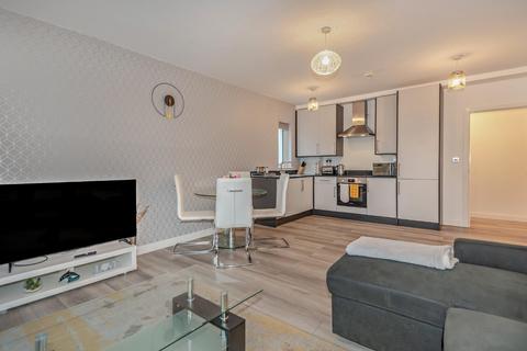 2 bedroom apartment for sale, 103 London Road, Staines-Upon-Thames TW18