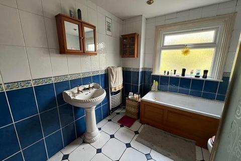 3 bedroom terraced house for sale, Shaw Heath, Stockport SK2