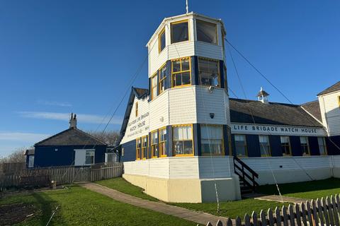 3 bedroom bungalow to rent, Brigade Cottage, Spanish Battery, North Shields