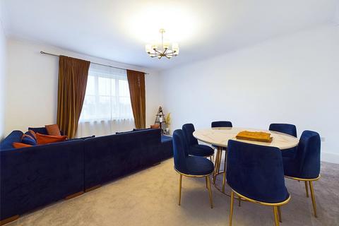 3 bedroom apartment to rent, Gloucester Road, Teddington