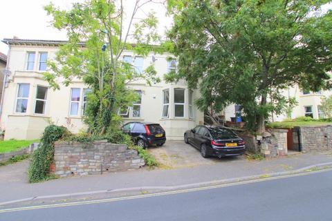 2 bedroom flat to rent, Cromwell Road, Bristol BS6