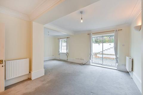 2 bedroom flat for sale, Queens Road, Twickenham, TW1