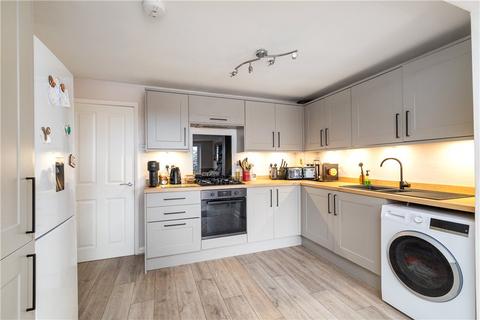 2 bedroom end of terrace house for sale, Aire Grove, Yeadon, Leeds, West Yorkshire, LS19