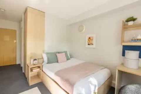 undefined, Charlotte Road