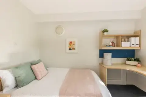 1 bedroom private hall to rent, Charlotte Road