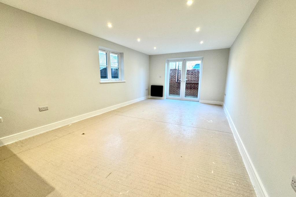 Open Plan Living Room/Kitchen