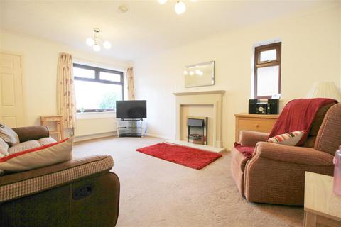 130b Two Trees Lane, Denton, Manchester, M34 7GL