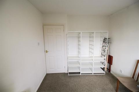 130b Two Trees Lane, Denton, Manchester, M34 7GL