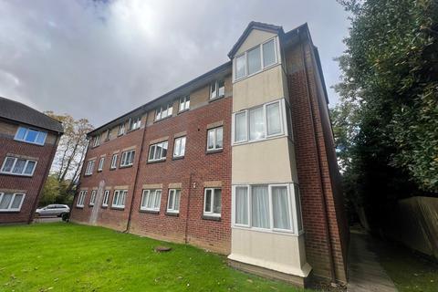 2 bedroom flat to rent, High Street, Southampton SO30