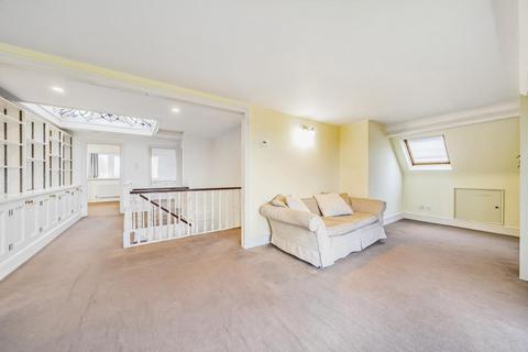 2 bedroom flat for sale, Streatham Common South, Streatham