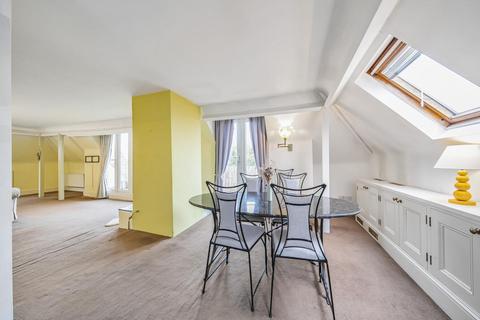 2 bedroom flat for sale, Streatham Common South, Streatham