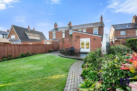 4 bedroom semi-detached house for sale, Station Road, Little Hoole, PR4 5LE