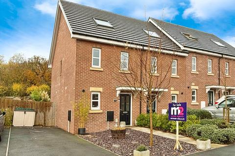 3 bedroom terraced house for sale, Bowcott Avenue, Abergavenny NP7