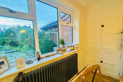 132 Cheadle Road, Cheddleton, Leek, ST13 7HW