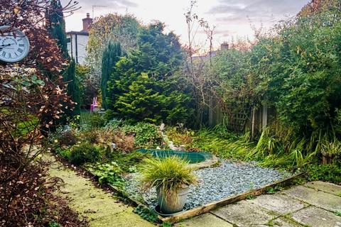132 Cheadle Road, Cheddleton, Leek, ST13 7HW