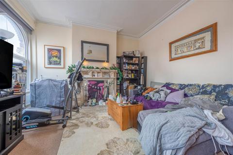 1 bedroom flat for sale, HAMLET COURT ROAD, Westcliff-On-Sea