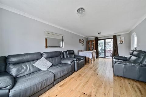 15 Bron Afon, Tircoed Forest Village, Swansea, SA4 9QY