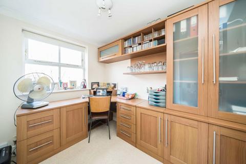 56 Elderfield Place, London, SW17 6ED
