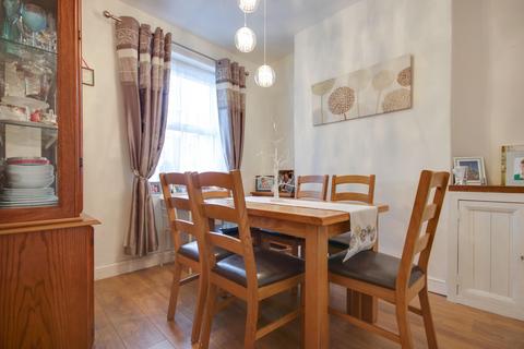 3 bedroom terraced house for sale, Victoria Street, Barnstaple EX32