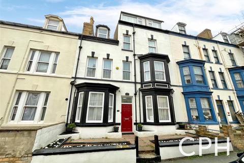 10 bedroom house for sale, New Queen Street, Scarborough