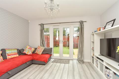 2 bedroom end of terrace house for sale, Haffenden Avenue, Sittingbourne, Kent