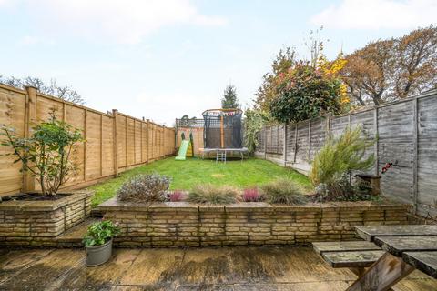 15 Bannister Close, Witley, Godalming, GU8 5RR