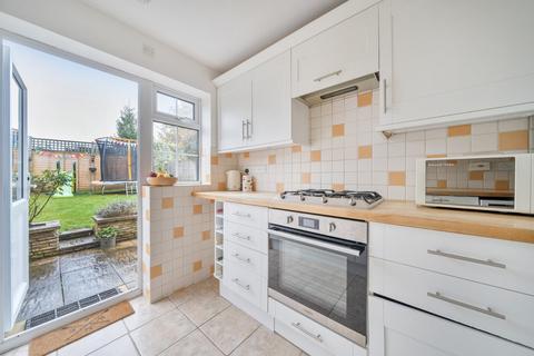 15 Bannister Close, Witley, Godalming, GU8 5RR