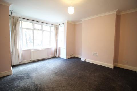 2 bedroom maisonette to rent, Grange Road, London, South Norwood, SE25