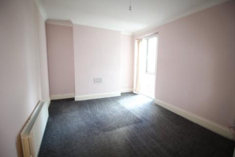 2 bedroom maisonette to rent, Grange Road, London, South Norwood, SE25