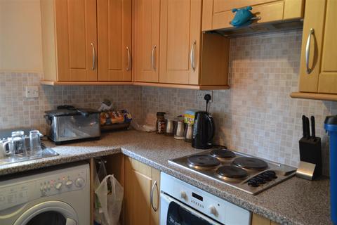 2 bedroom apartment to rent, New Penkridge Road, Cannock