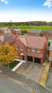 5 bedroom detached house for sale, Brackley Crescent, Warwick