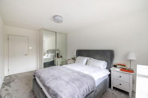 1 bedroom flat for sale, Overton Road, Balmoral Court, SM2