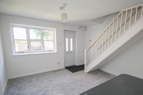 1 bedroom terraced house to rent, Arundel Way, Billericay