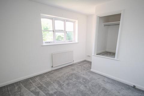 1 bedroom terraced house to rent, Arundel Way, Billericay